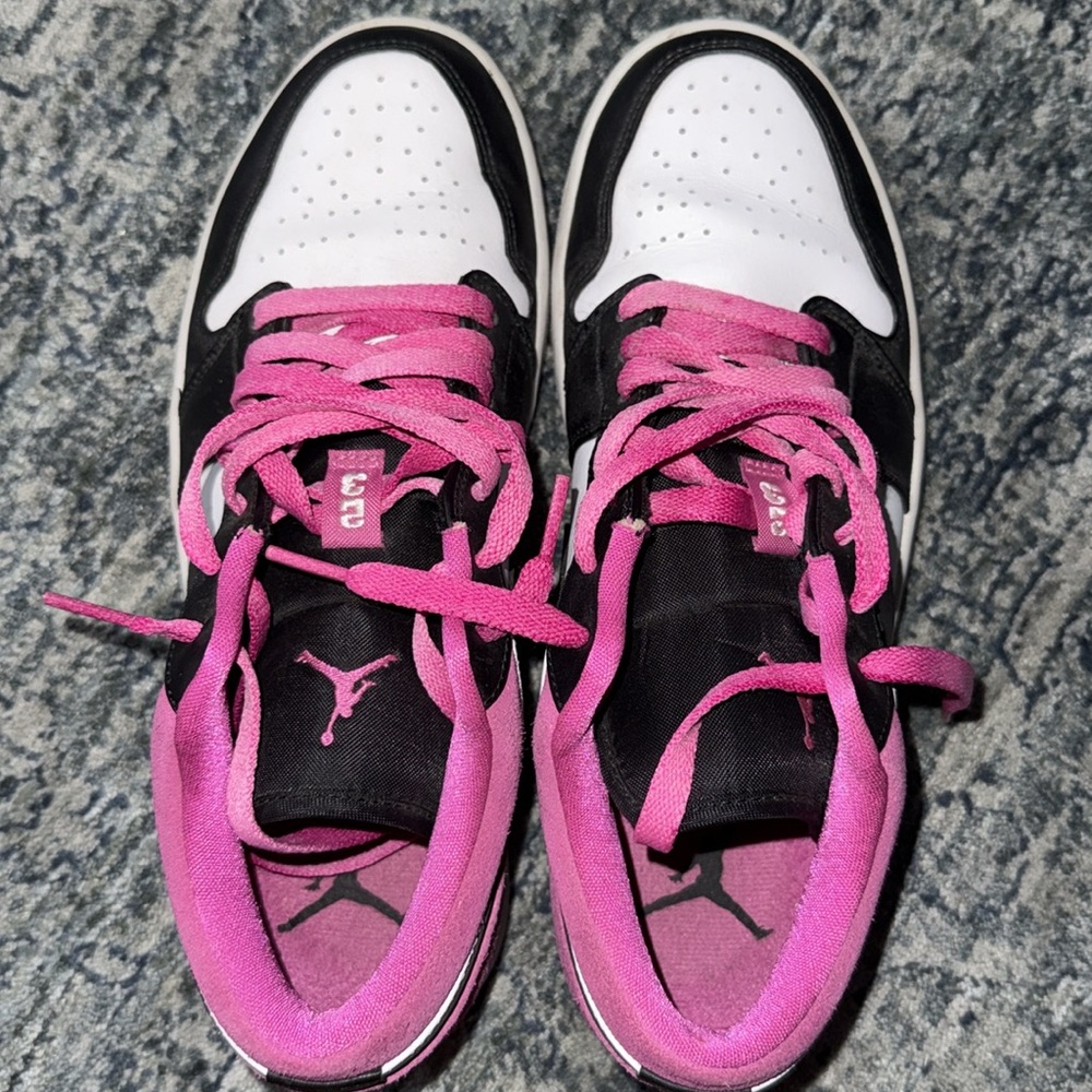 Jordan 1 lows - Picture 6 of 7